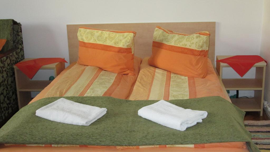 Garden City Apartment Cluj-Napoca Buitenkant foto